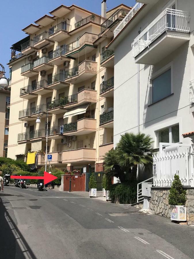 Al Parco Primavera B&B Соренто Екстериор снимка